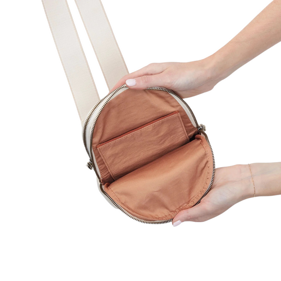 Cass Sling in Cream