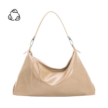  Charlie in Beige