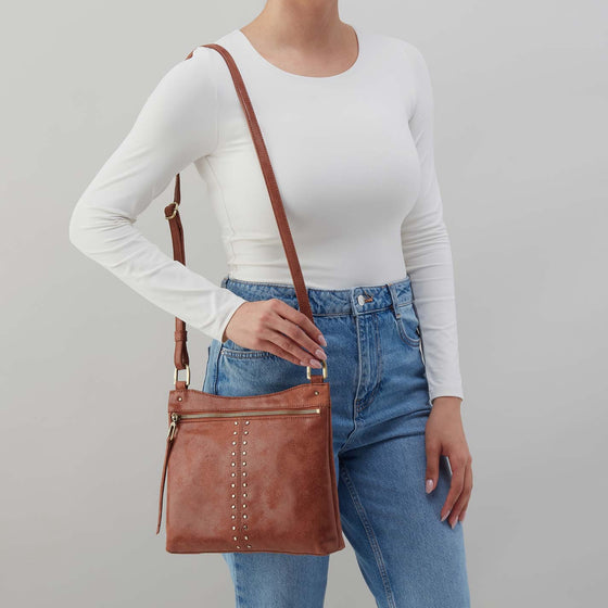Cambel in Burnished Saddle